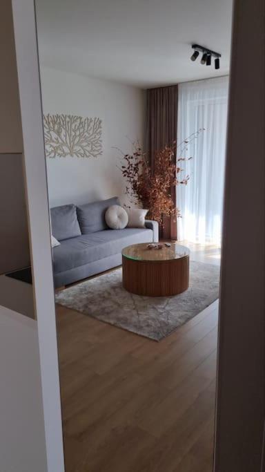 M&M2 Apartment Near Center With Free Parking - Ac Кошице Экстерьер фото